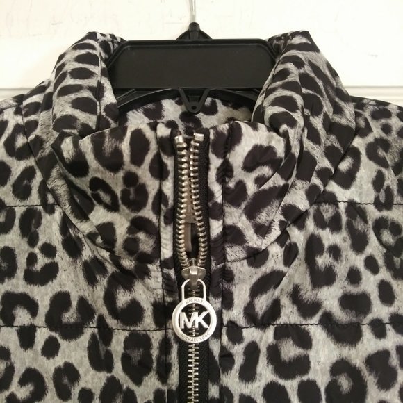 NWT Michael Kors Leopard Print Puffer Vest - Picture 3 of 6